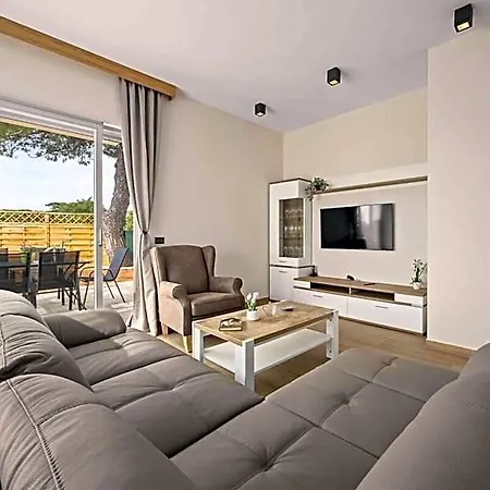 Palma - Seaside Luxury For 6 Person! Villa Pula