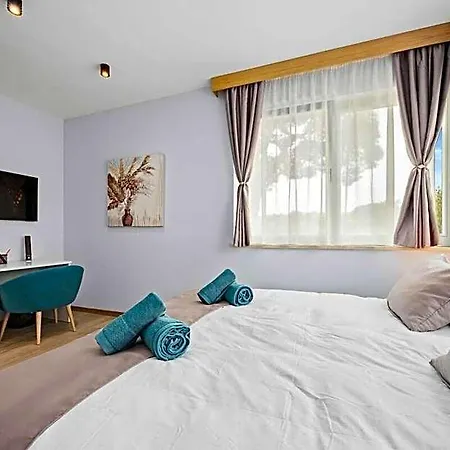 Palma - Seaside Luxury For 6 Person! *