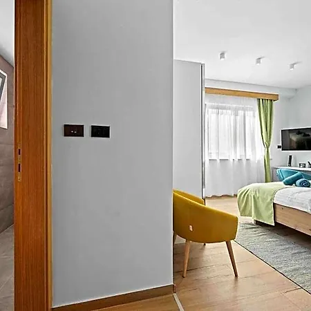Palma - Seaside Luxury For 6 Person!
